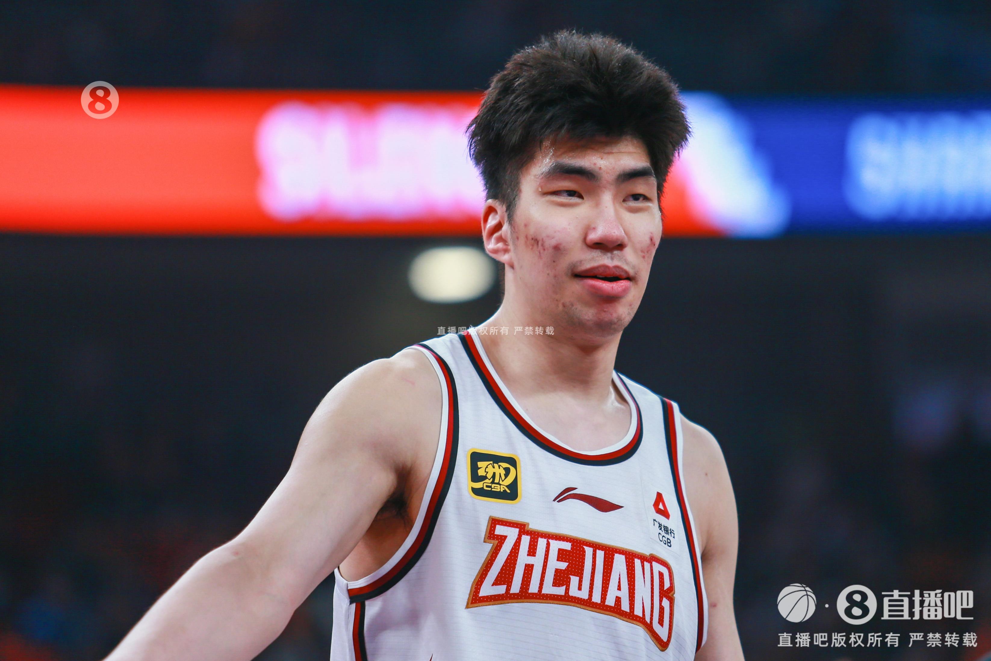 效率極高！余嘉豪8中8貢獻(xiàn)20分7板 罰球5中4